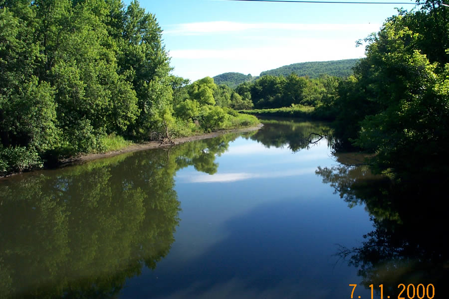 July 11, 2000 - Upstream of New Lenox Road