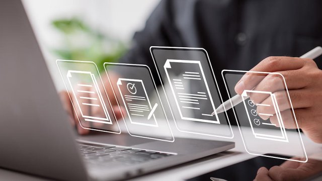 digital document on a virtual notebook screen using a stylus pen